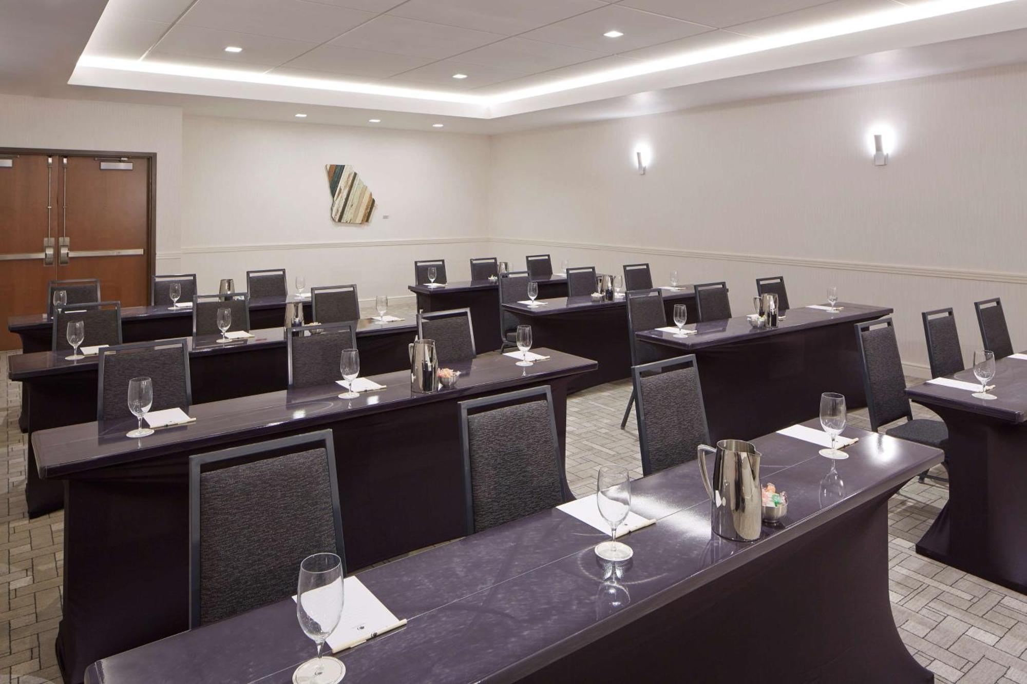 Hotel Doubletree By Hilton Atlanta Perimeter Dunwoody Esterno foto