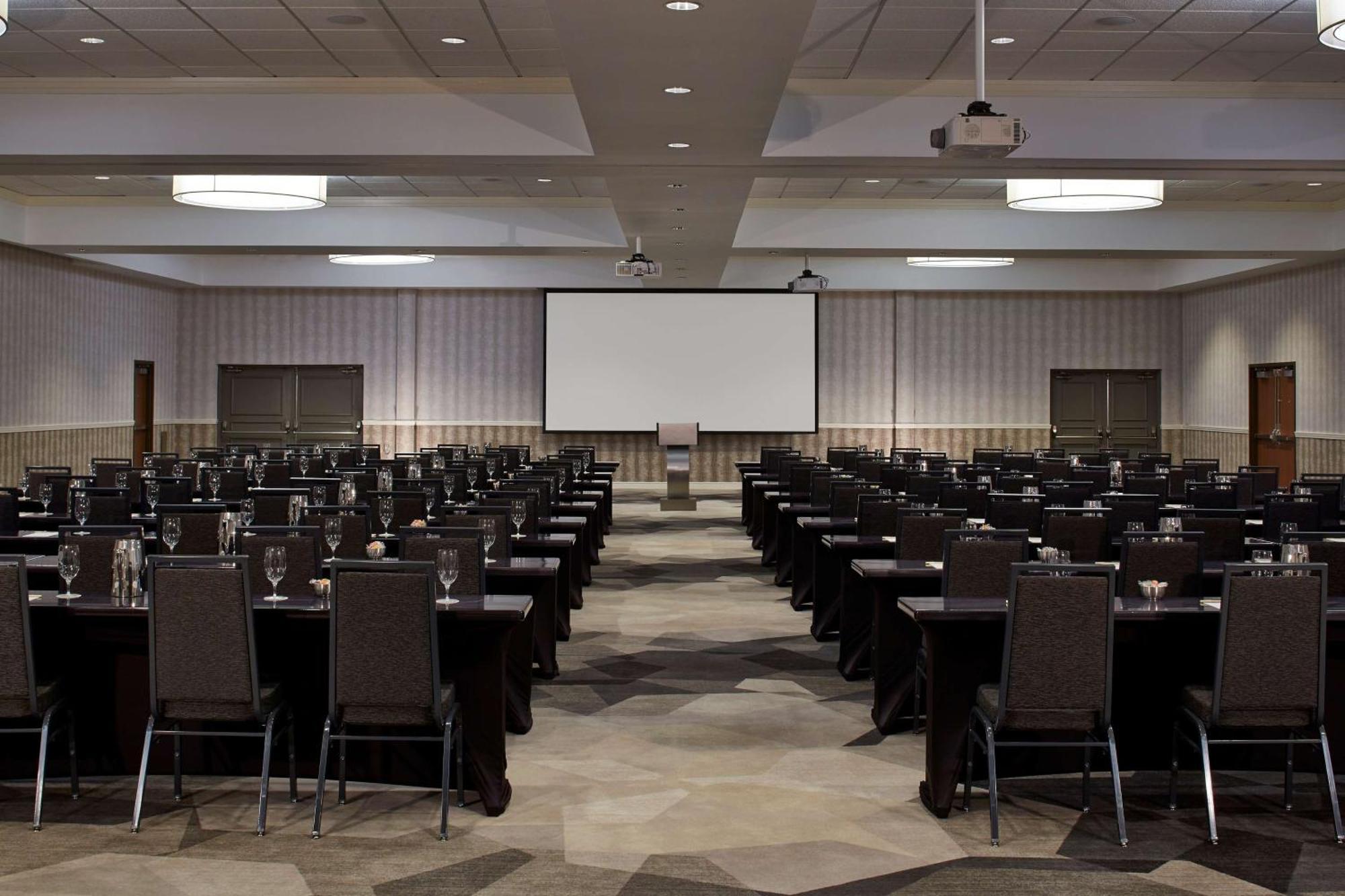 Hotel Doubletree By Hilton Atlanta Perimeter Dunwoody Esterno foto
